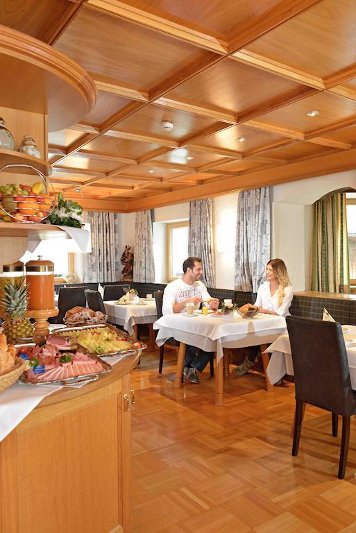 Hotel Garni Fimba Ischgl Buitenkant foto